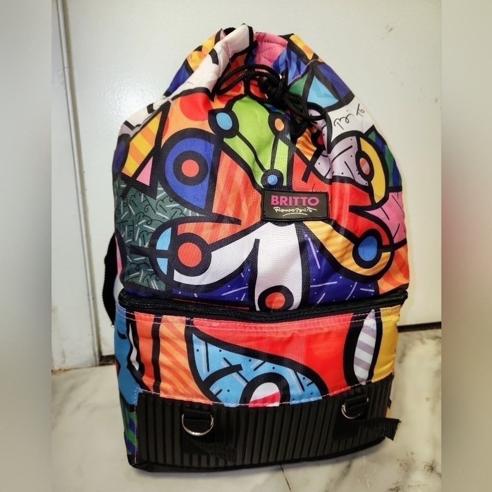Romero Britto Pop Art 2-in-1 Drawstring Backpack & Insulated Lunch Bag